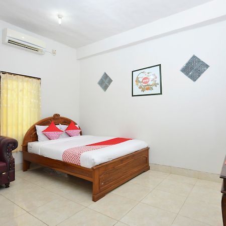 Oyo 586 Hotel Wijaya Kalasan Exteriér fotografie