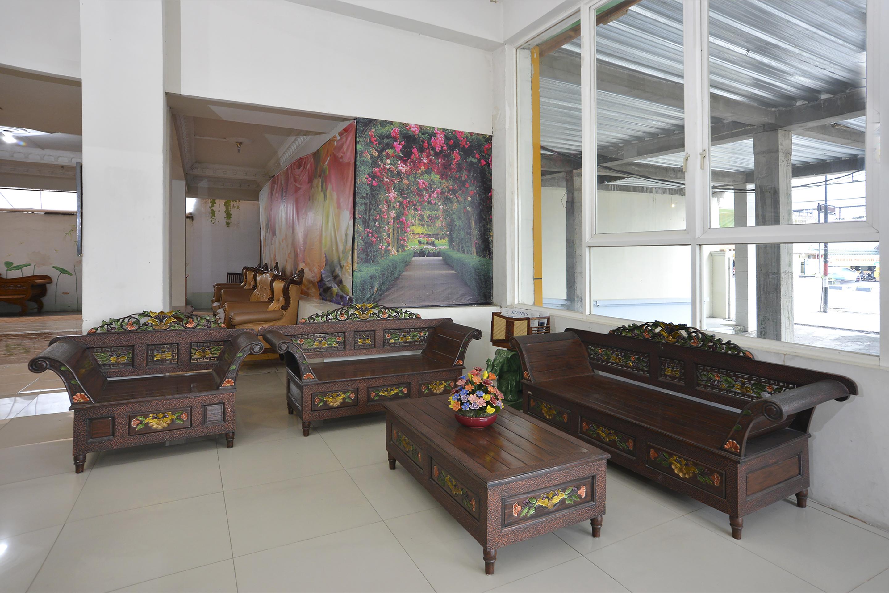 Oyo 586 Hotel Wijaya Kalasan Exteriér fotografie